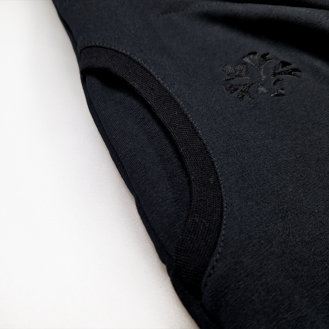 Šaty mikinové výšivka - černá 158