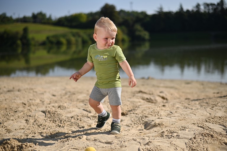 Kraťasy tenké ANGEL Outlast® - šedý melír 86