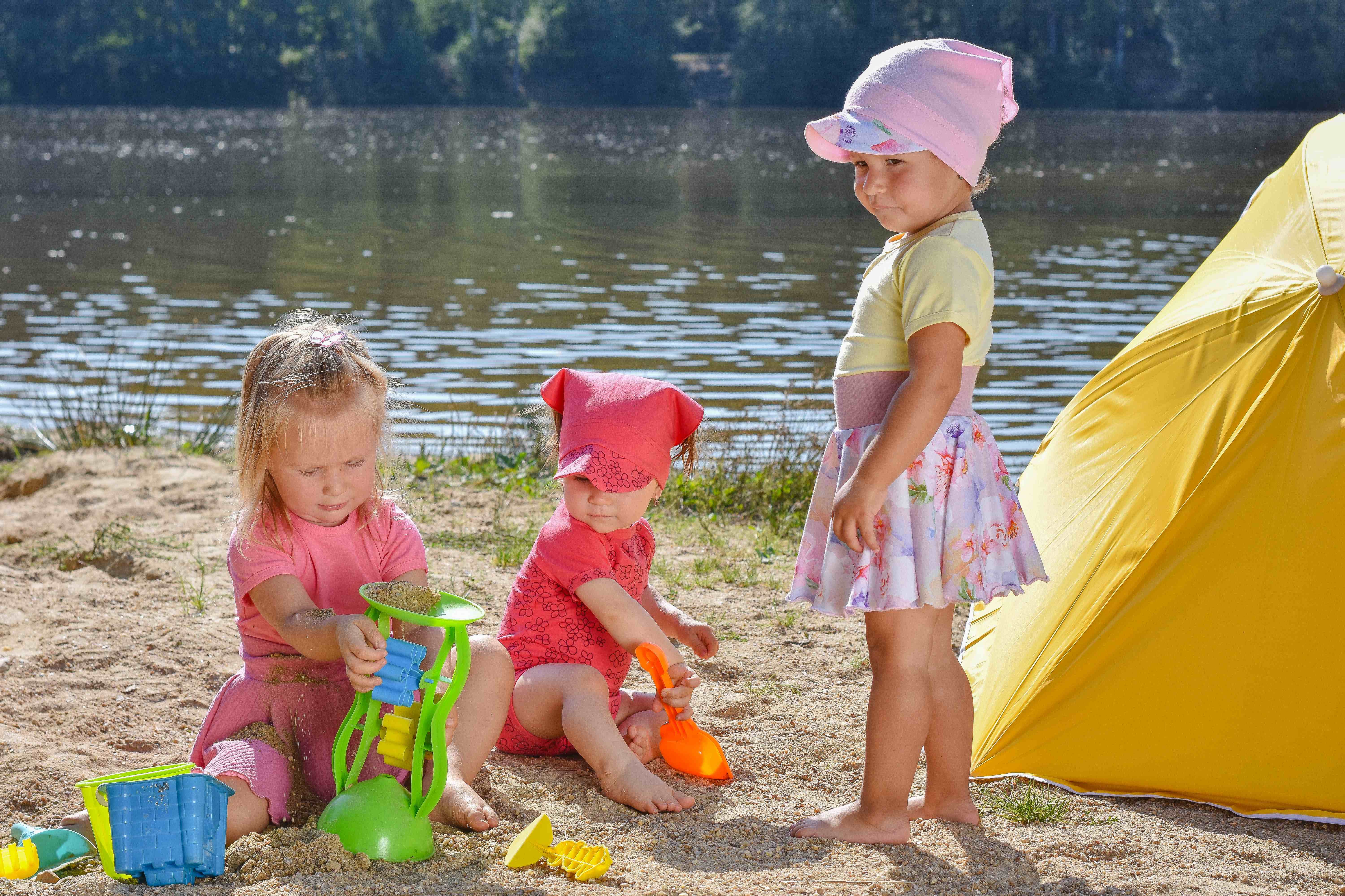 Sukně kolová - sv.růžová květy 92