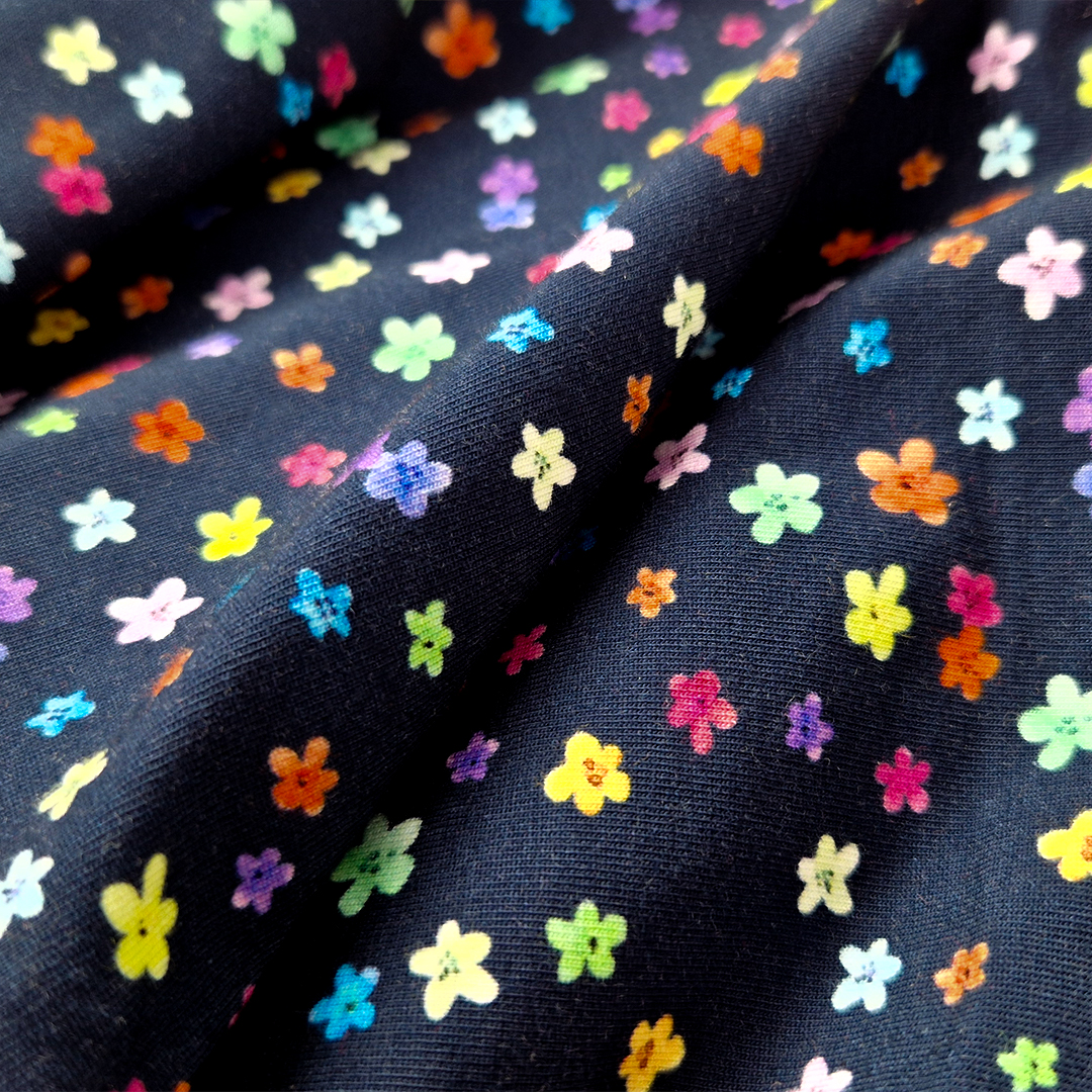 Sukně kolová - tm.modrá kvítka 116