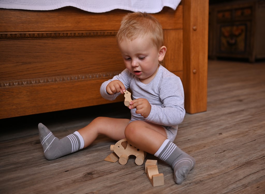 Body smyk DR Outlast® - pruh bílošedý melír 62