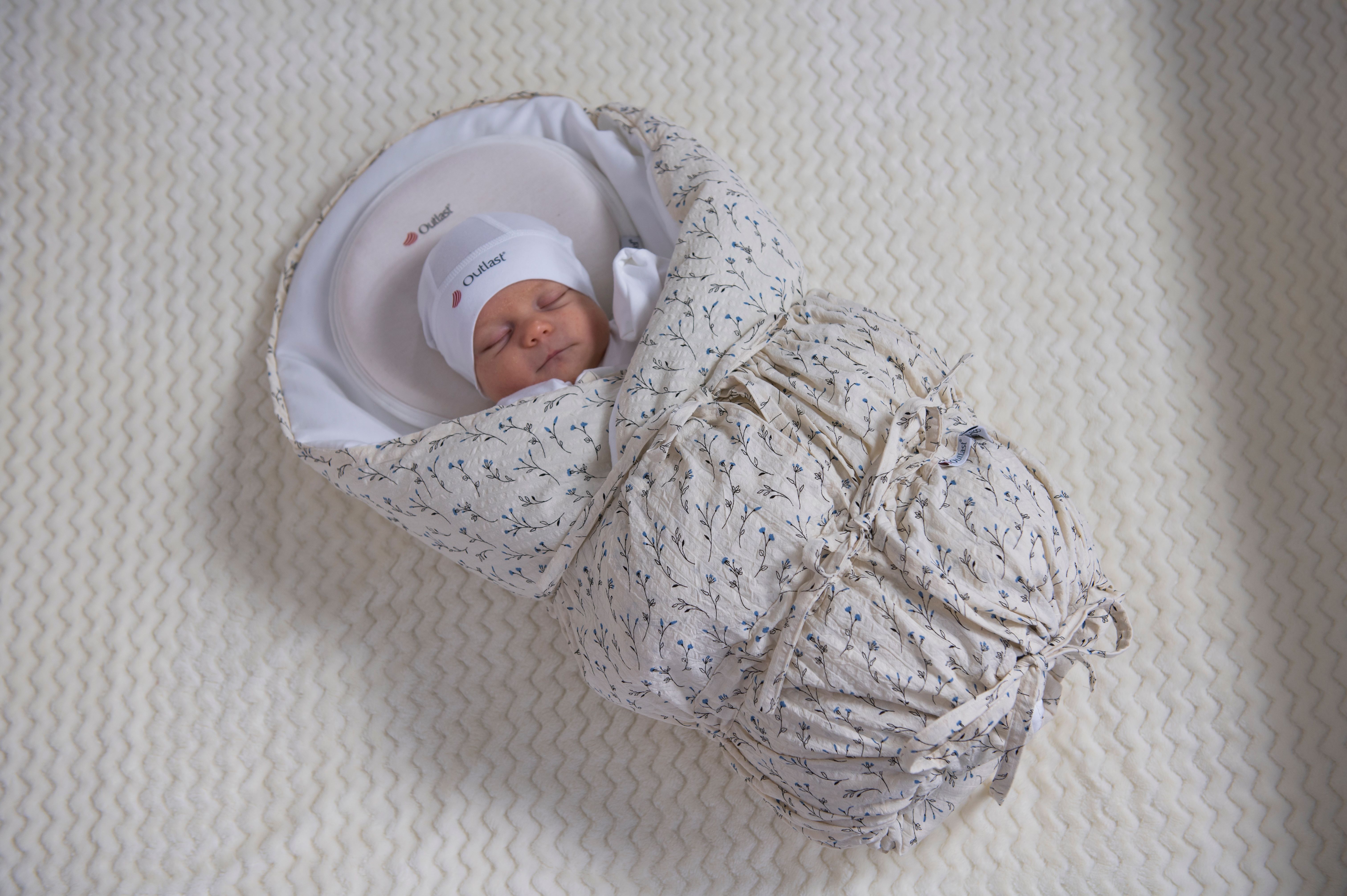 Zavinovačka šněrovací pevná záda ANGEL - Outlast® - krémová černomodré větvičky