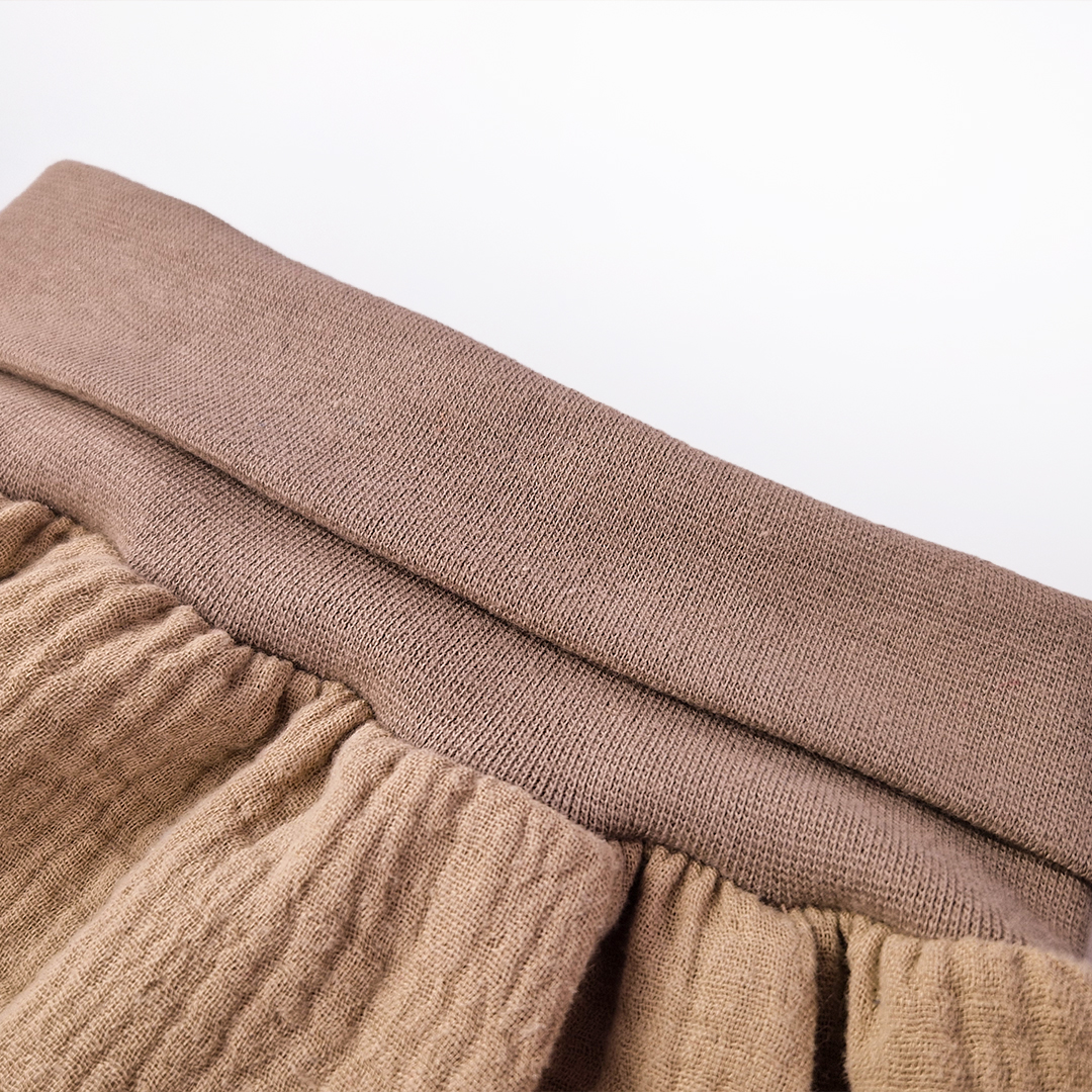 Šortky tenké harémky - písková 104