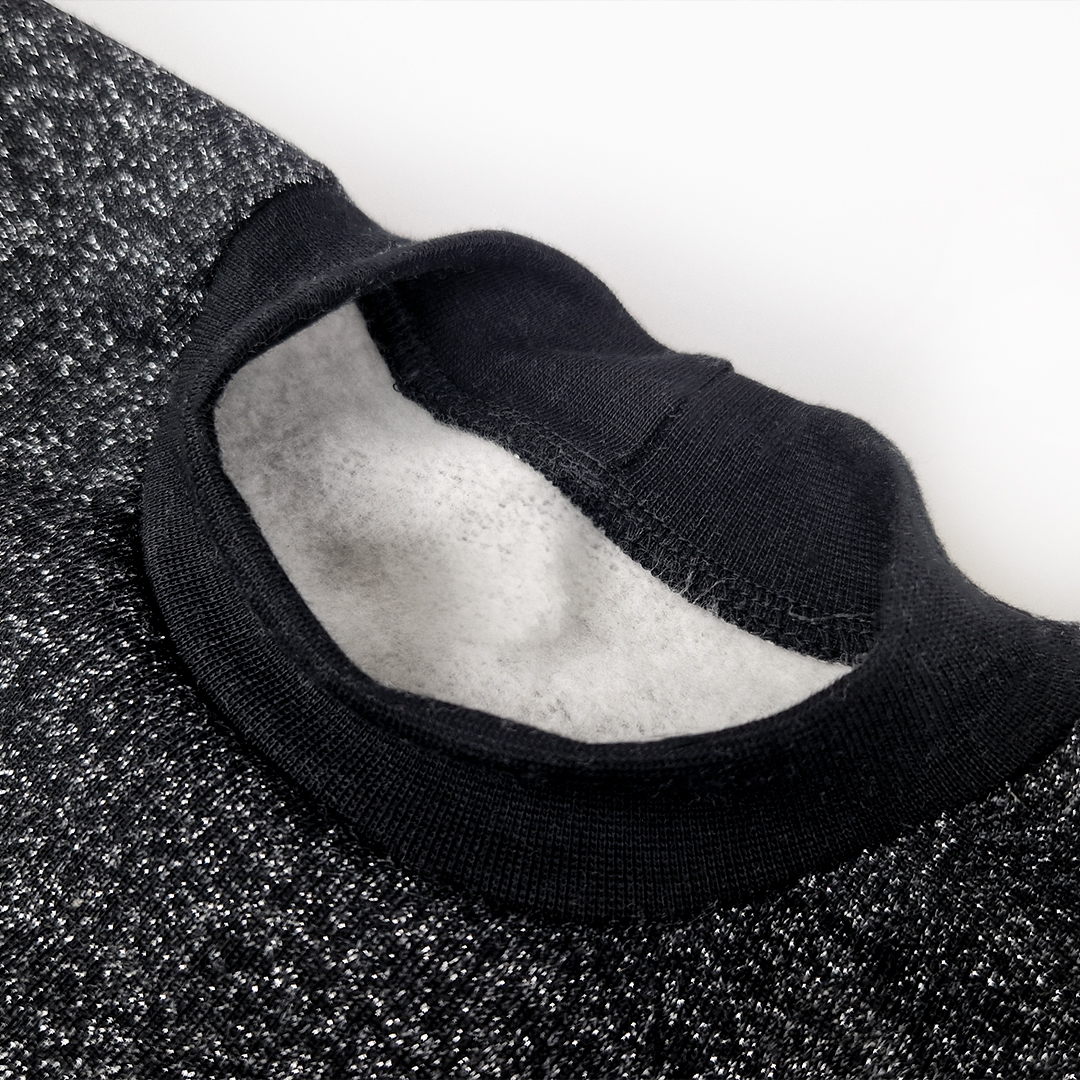 Šaty mikinové hřejivé - černá lesk 122