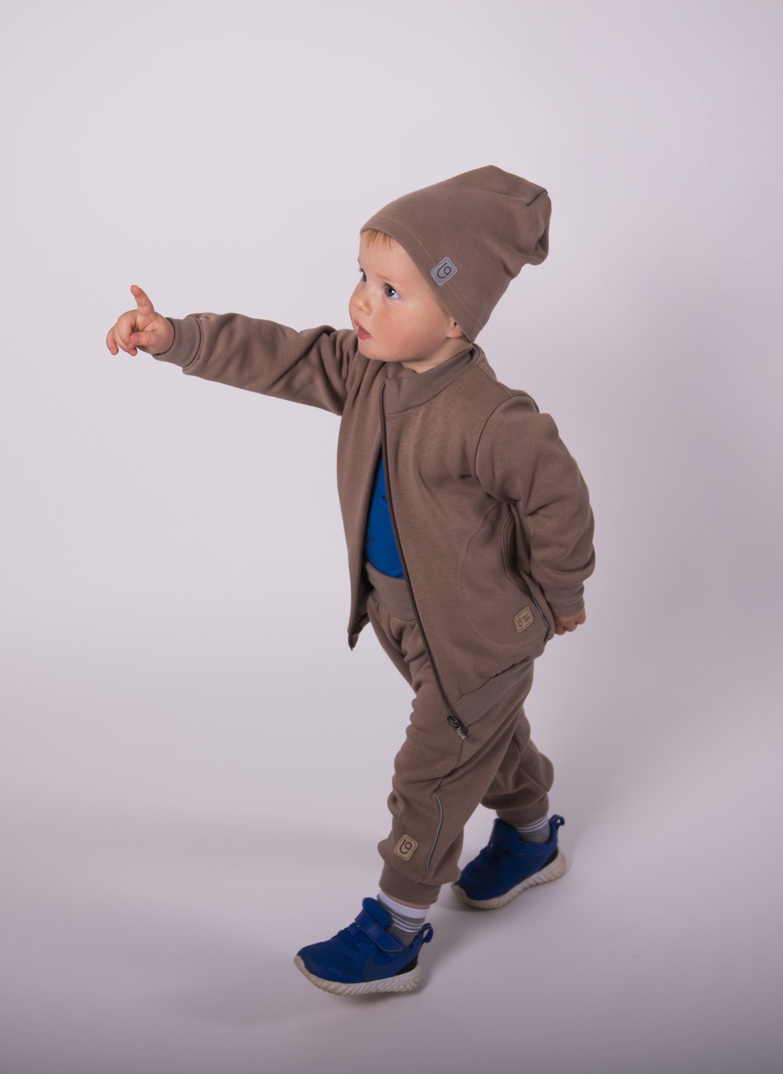 Mikina hřejivá rozepínací - hnědá 128