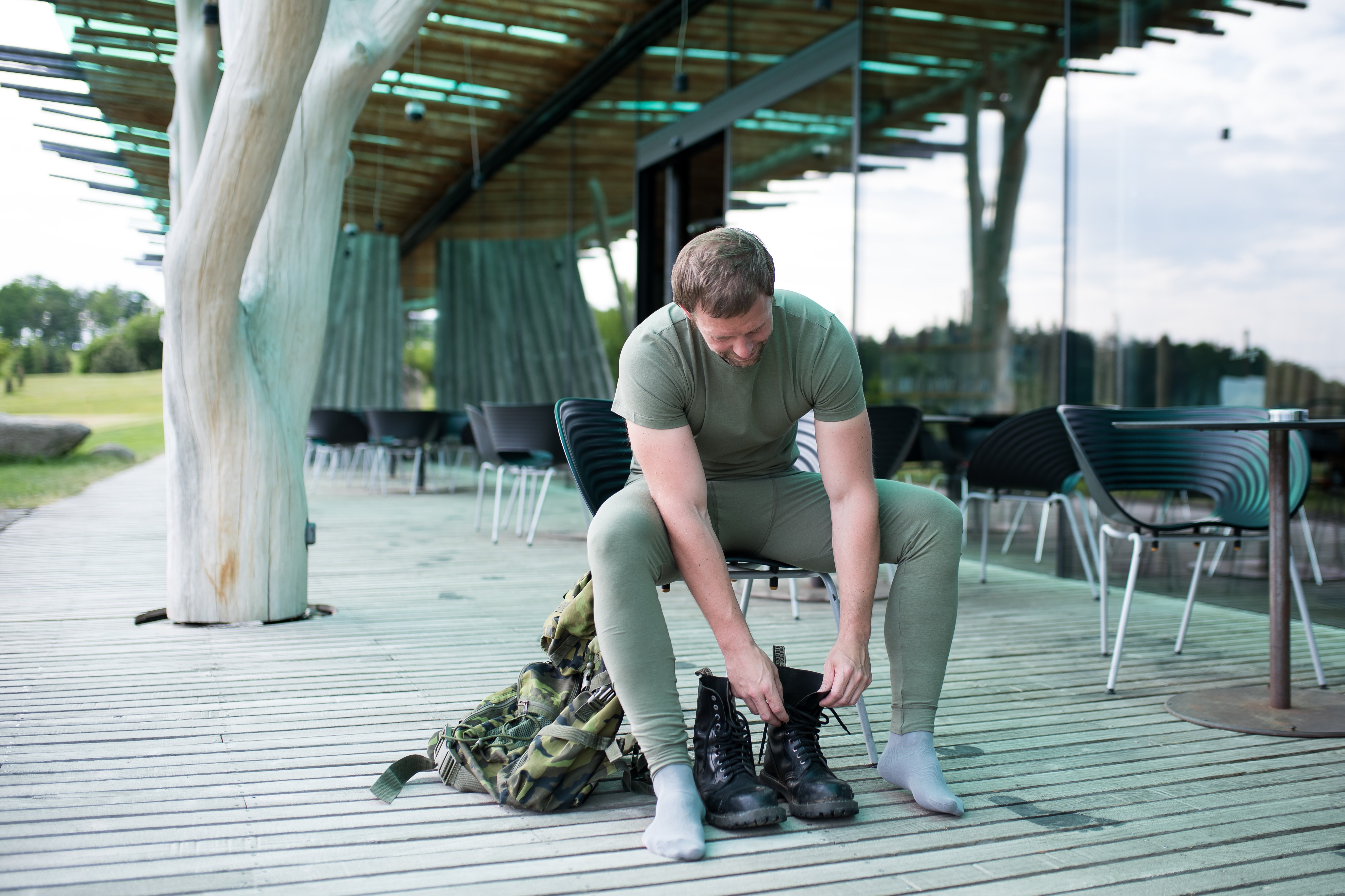 Tričko pánské KR tenké výstřih U Outlast® - khaki M