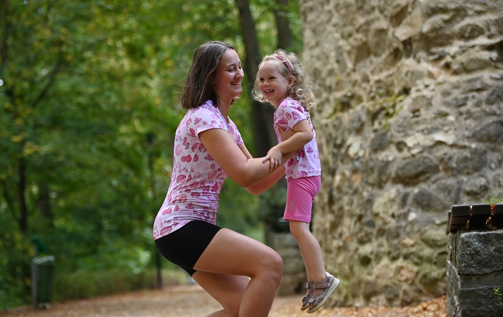 Šortky REGULAR dámské tenké Outlast® - černá S