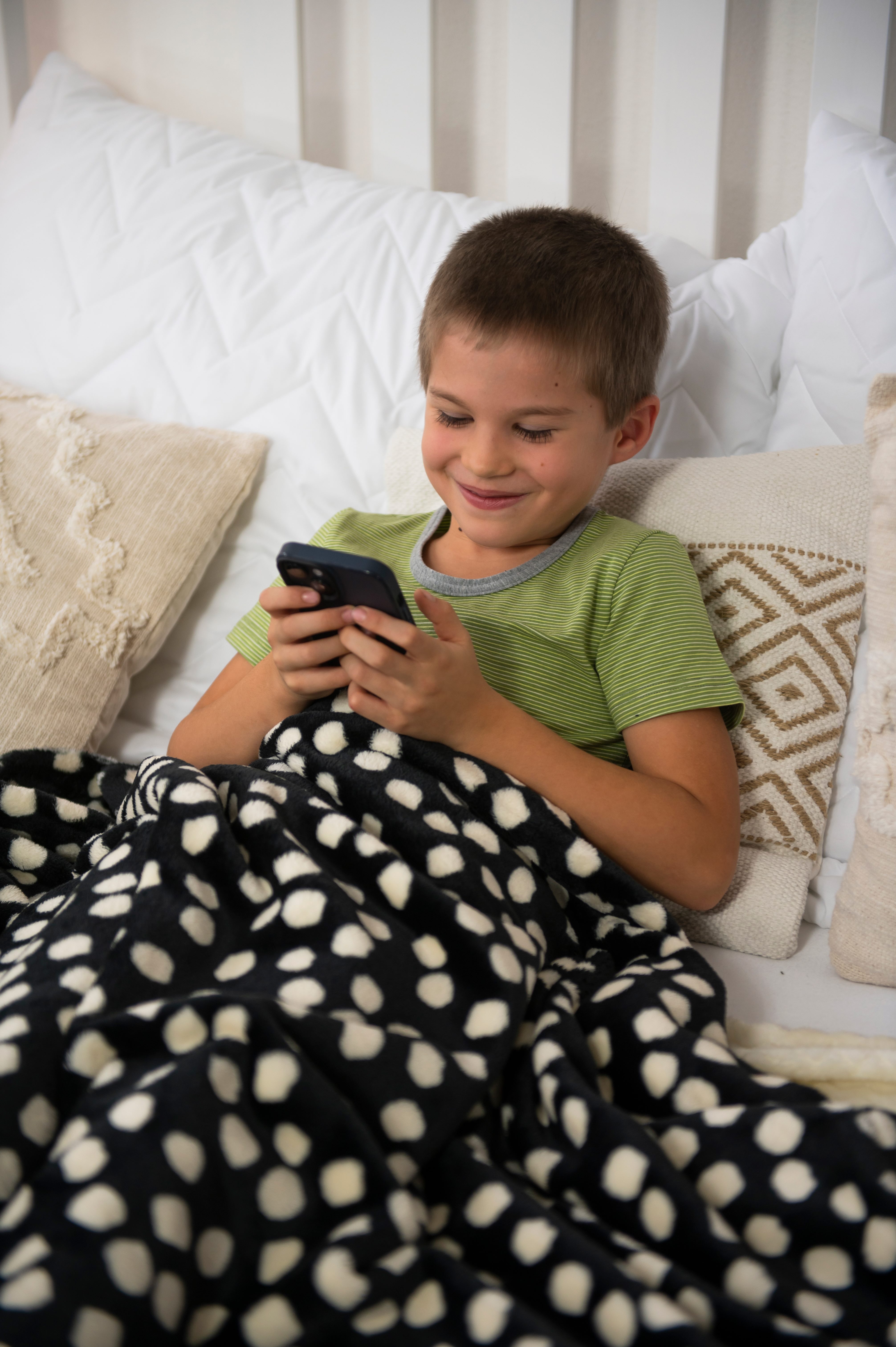 Deka MAZLÍK - černá bílé tečky